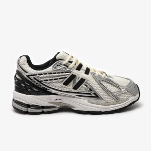 کفش مردانه نیوبالانس New Balance 1906R Slvr Blk